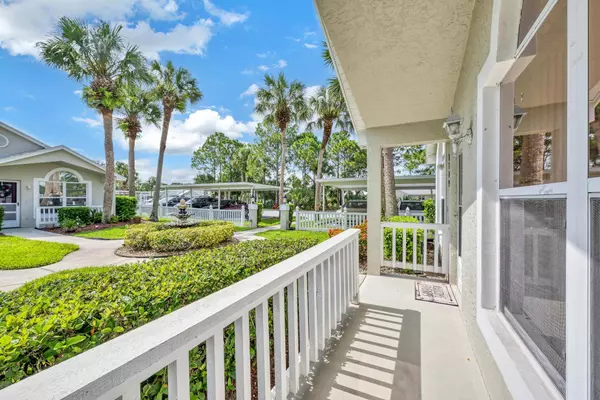 1149 NW Lombardy DR, Port Saint Lucie, FL 34986