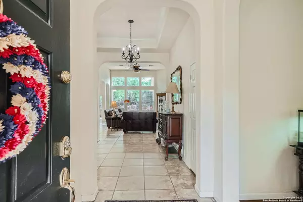 1736 Lookout Frst, San Antonio, TX 78260