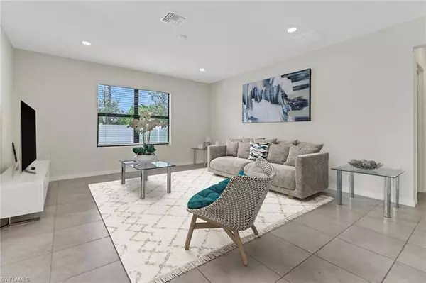 10807 Marlberry WAY, North Fort Myers, FL 33917