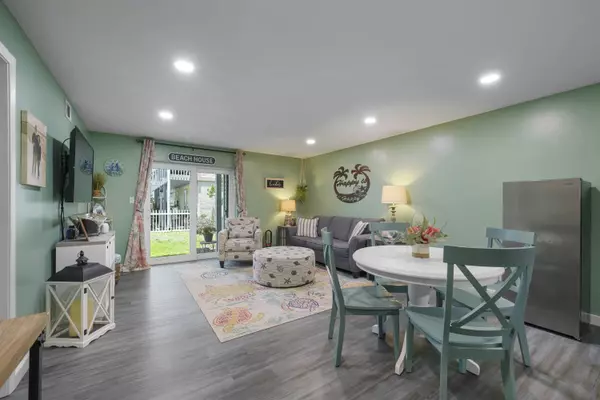 330 Bluefish Drive #103, Fort Walton Beach, FL 32548