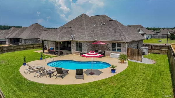 13824 Glenview DR, Northport, AL 35475