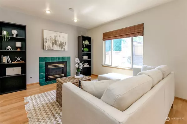 4810 36th ST NE, Tacoma, WA 98422