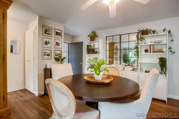 3513 Caminito Sierra #201, Carlsbad, CA 92009