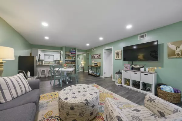 330 Bluefish Drive #103, Fort Walton Beach, FL 32548