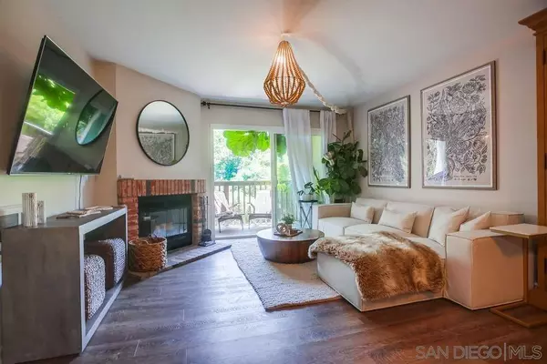 3513 Caminito Sierra #201, Carlsbad, CA 92009