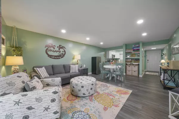 330 Bluefish Drive #103, Fort Walton Beach, FL 32548