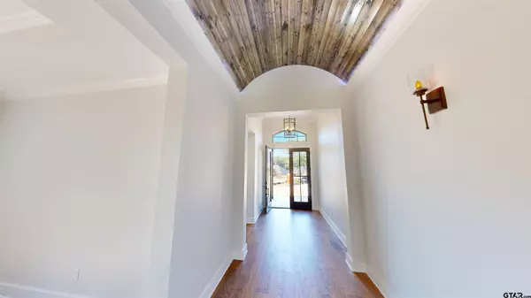 9165 Cave Branch Cv, Tyler, TX 75703