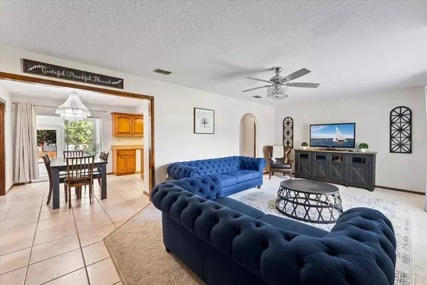 110 EDGEWATER DR, Saint Cloud, FL 34769