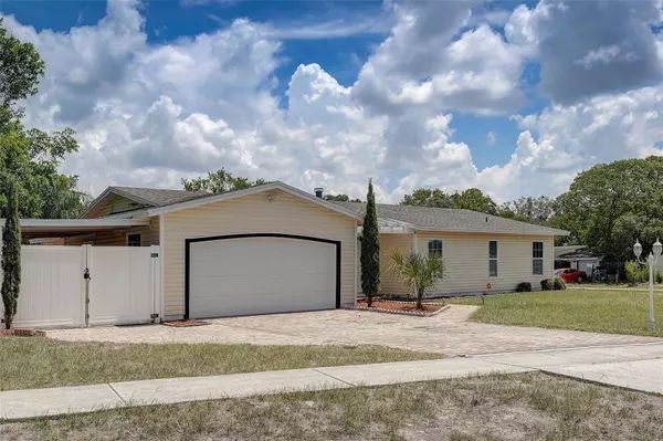 9367 CENTURY DR, Brooksville, FL 34606