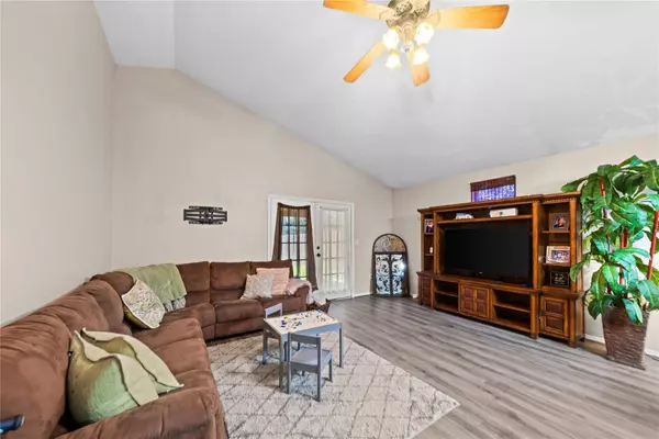 12501 Darrin Boulevard, Lindale, TX 75771