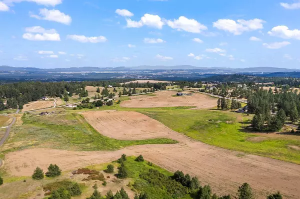 16209 N Dalton Rd, Spokane, WA 99208