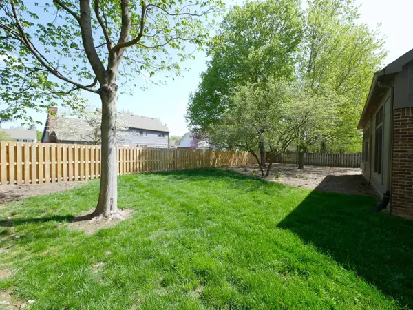 878 Grace DR, Carmel, IN 46032