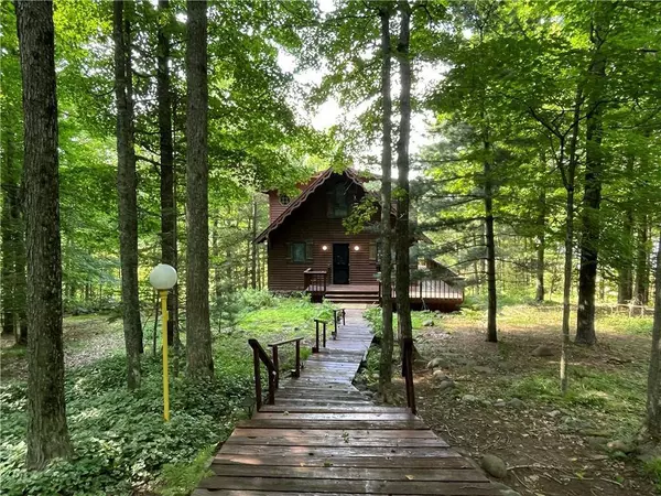 12166W Hildreth Road, Hayward, WI 54843