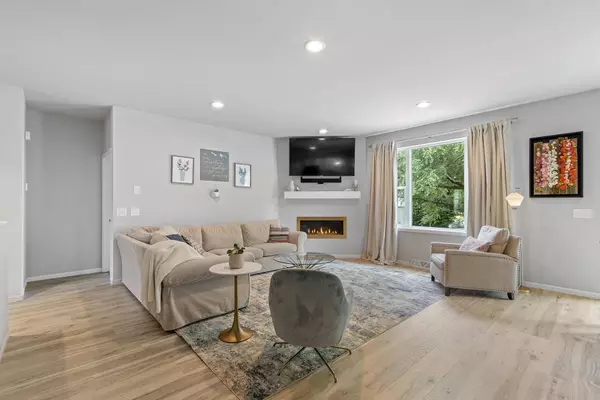 10118 Rustling Birch Road, Verona, WI 53593