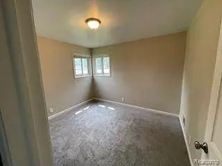 21748 EHLERT Avenue, Warren, MI 48089