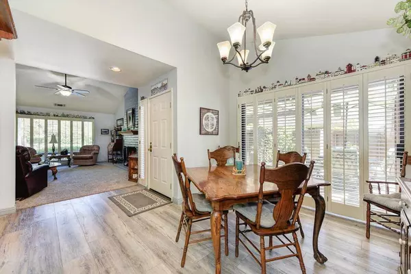 11426 Coloma Road, Gold River, CA 95670