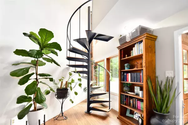 19201 Davidson Concord RD, Davidson, NC 28036