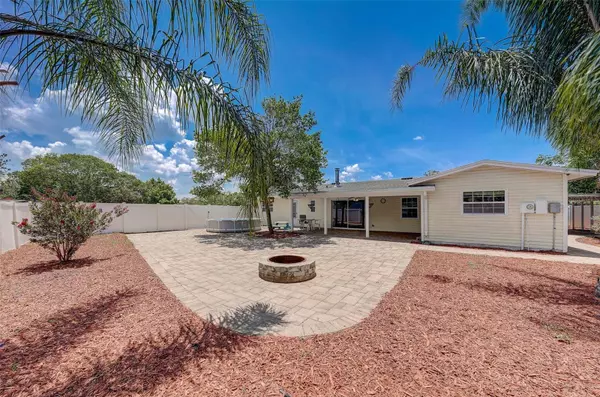 9367 CENTURY DR, Brooksville, FL 34606