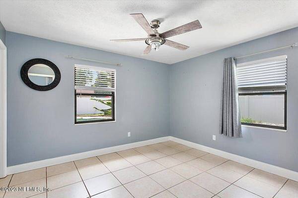 3031 CARREVERO DR W, Jacksonville, FL 32216