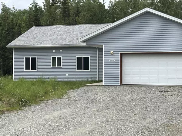 2908 N Sally Mae CIR, Houston, AK 99623