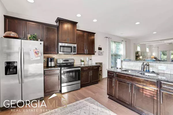 1981 Paxton Ridge LN, Lilburn, GA 30047