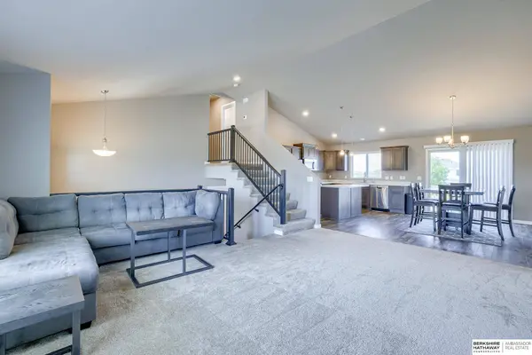 16702 Potter Street, Bennington, NE 68007