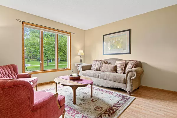 17865 Iten CT S, Lakeville, MN 55044