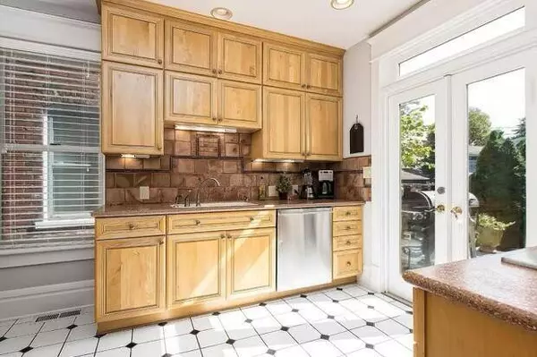 321 Tappan Street, Columbus, OH 43201