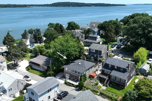 7 Adams Ave, Kingston, MA 02364