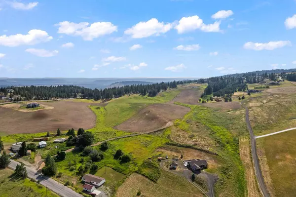 16209 N Dalton Rd, Spokane, WA 99208