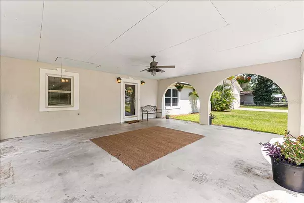 110 EDGEWATER DR, Saint Cloud, FL 34769