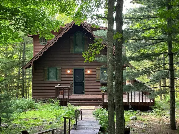 12166W Hildreth Road, Hayward, WI 54843