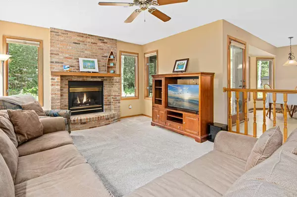 17865 Iten CT S, Lakeville, MN 55044