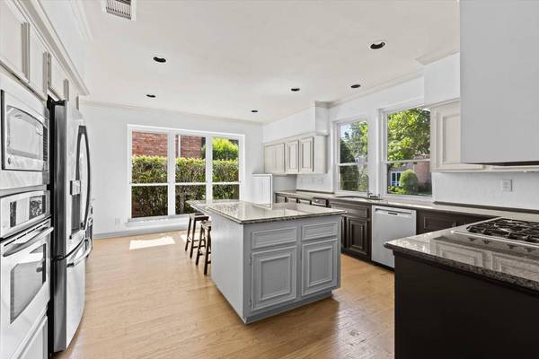 2217 Aristocrat Drive, Irving, TX 75063