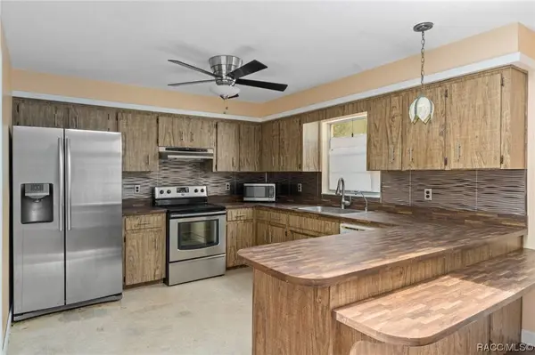 7801 W Briarpatch ST, Homosassa, FL 34446