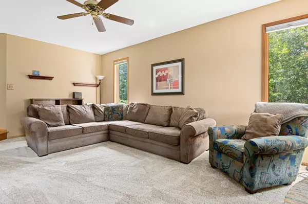 17865 Iten CT S, Lakeville, MN 55044