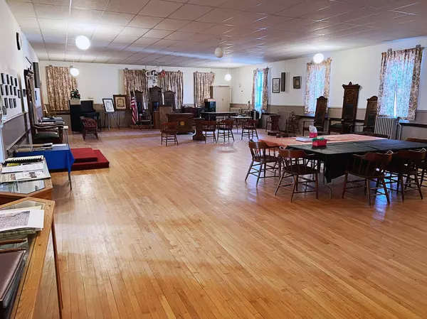 18 2nd ST NW, Aitkin, MN 56431