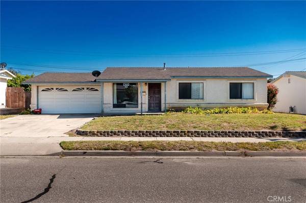 206 Jullien DR, Santa Maria, CA 93455