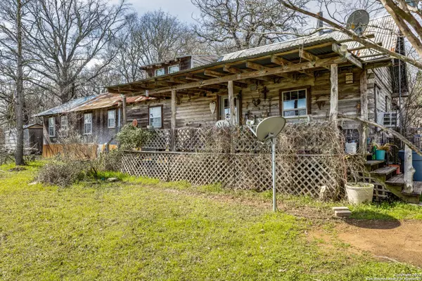 391 Wilbarger Creek Dr, Elgin, TX 78621