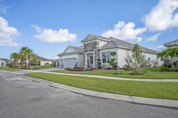 8500 CANDLEWOOD CT, Sarasota, FL 34240