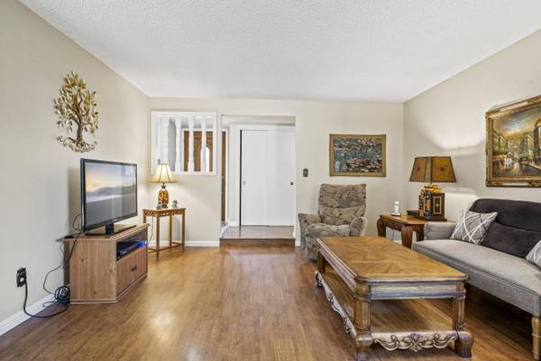 6040 Rock Way, Central Point, OR 97502