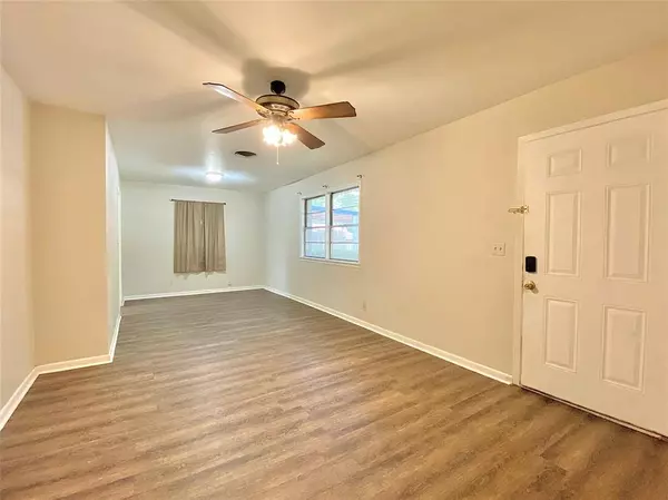 1402 Diana ST, Lufkin, TX 75901