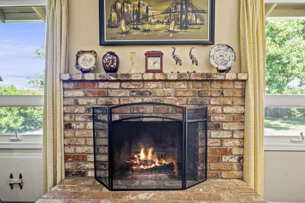 6040 Rock Way, Central Point, OR 97502