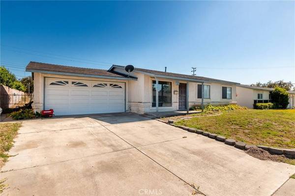 206 Jullien DR, Santa Maria, CA 93455