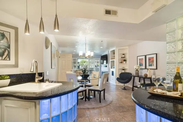 220 Nice LN #201, Newport Beach, CA 92663