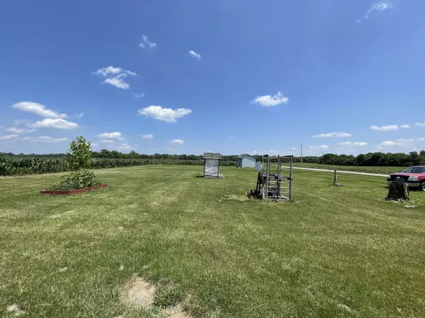 28615 N State Road 19, Atlanta, IN 46031