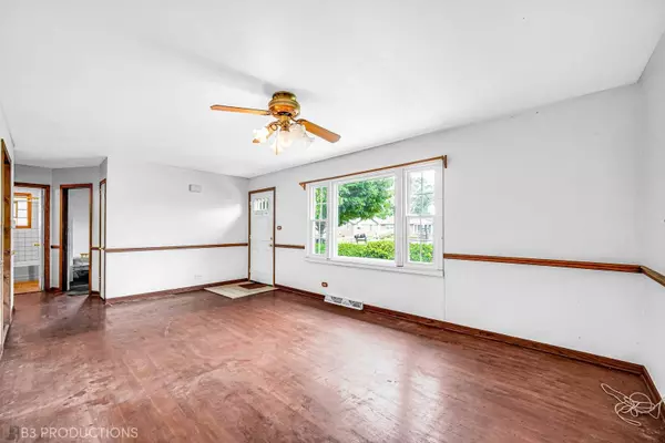 4925 W 123RD Place, Alsip, IL 60803