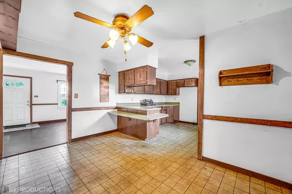 4925 W 123RD Place, Alsip, IL 60803