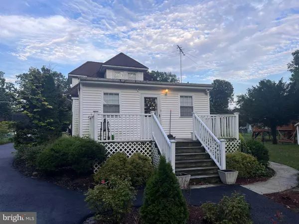 702 KAYSER AVE, Pine Hill, NJ 08021