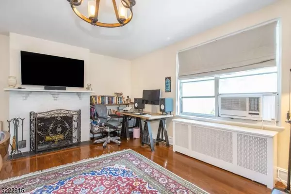 100 E Palisade Ave #D45, Englewood City, NJ 07631